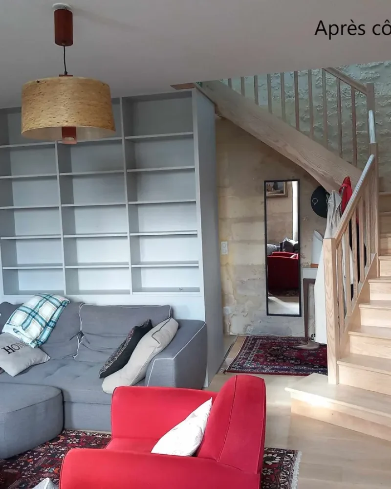 Bibliotheque côté salon-petite